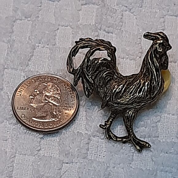 Vintage GIANT Rooster Chicken metal double lapel pin Gold/Brass-Tone Animal - Picture 1 of 8